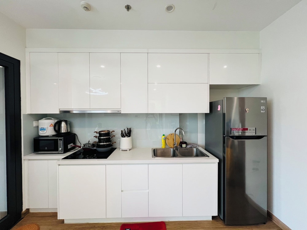 Sunny - Vinhomes Skylake Residences