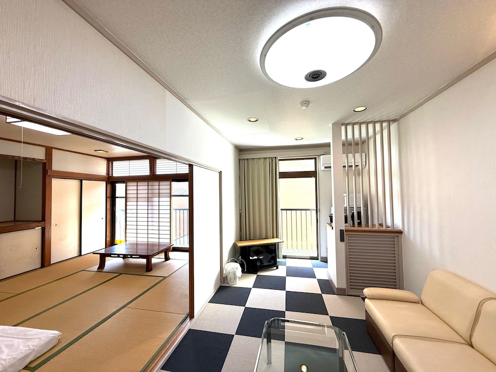 Kaederesort Kinugawaonsen