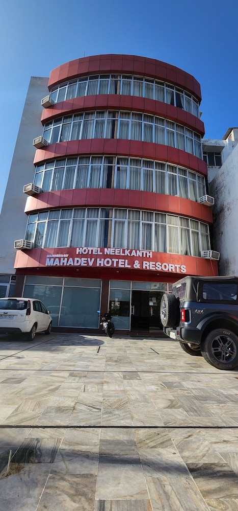 Hotel Neelkanth Mahadev Hotel & Resorts