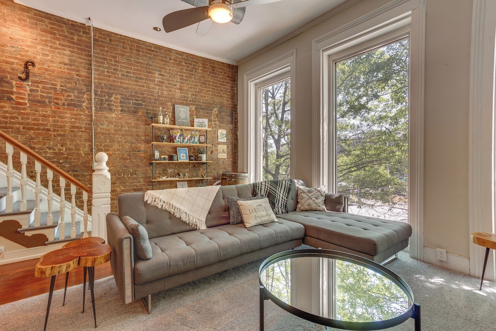 'kentucky Bourbon Loft' ~ Downtown Louisville