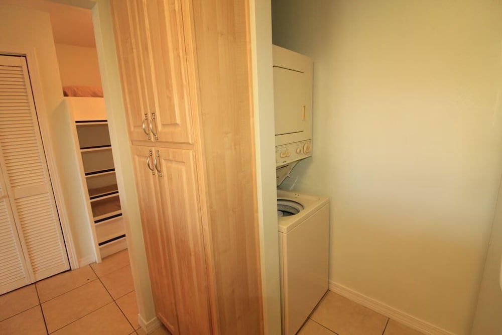 Seascape Lakefront Villas 124