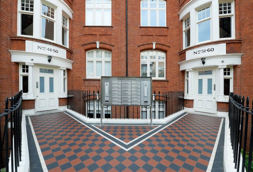 Cosy Two Bedroom Apartment - Flat 59a