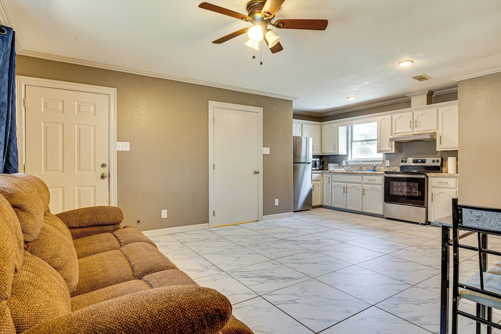 Close to Town & Med Center: Weslaco Home