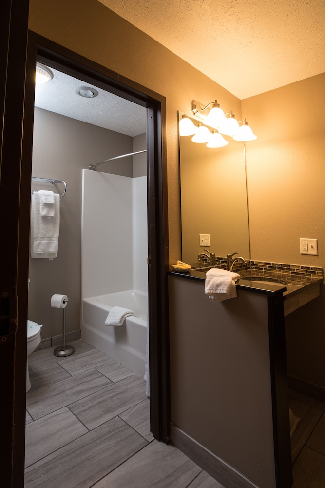 Hotel Arthur - Property Image 9