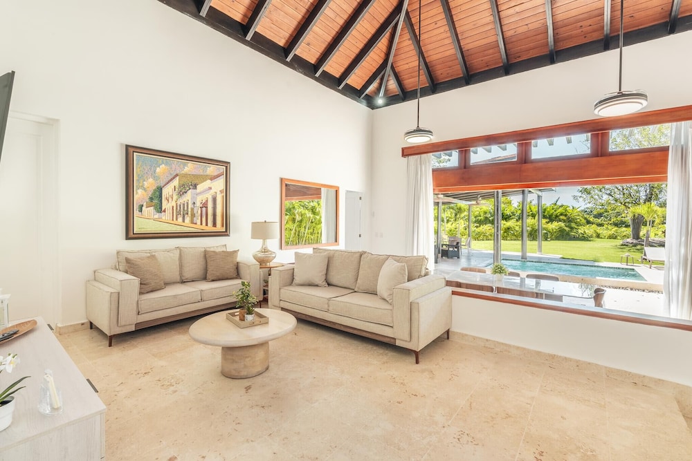 Amazing Villa With Private Patio bbq in Cap Cana