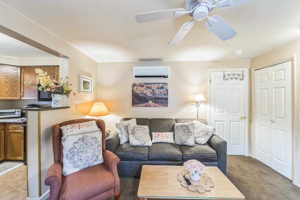 Twister's Little Sister 68a-i - Cozy Retreat 1 Bedroom Townhouse by The Summit at Gore Mountain
