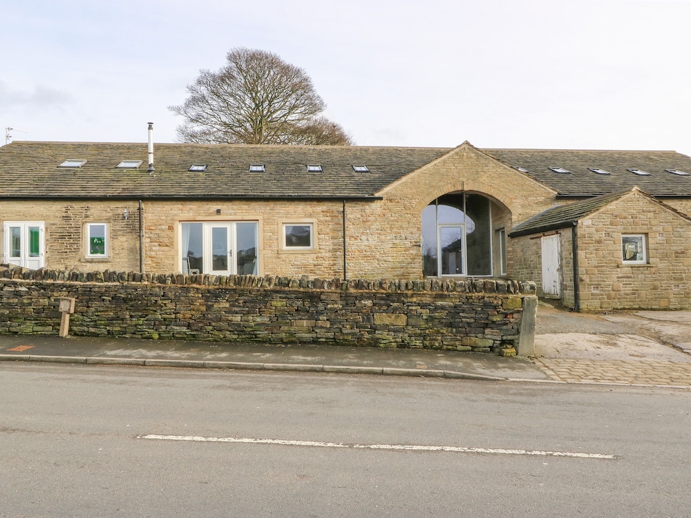 2 Barn Cottages