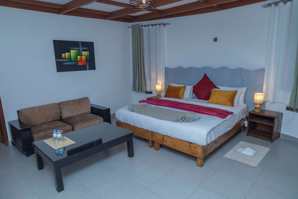 Footprints kinigi lodge