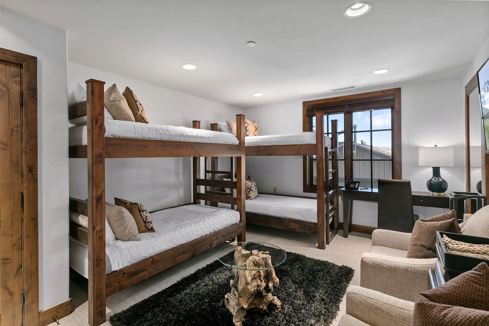 10 - Three Bedroom with Spa Stag Lodge 3 Condo
