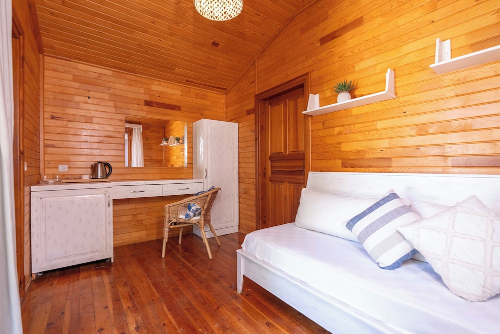 Alicra Otel Çıralı - Image 26