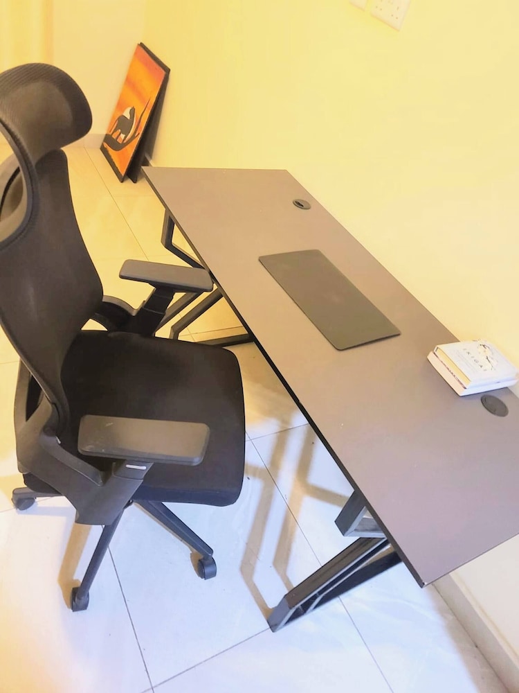 Elegant Urban Hideaway- 2 Bedroom Near Kilimani