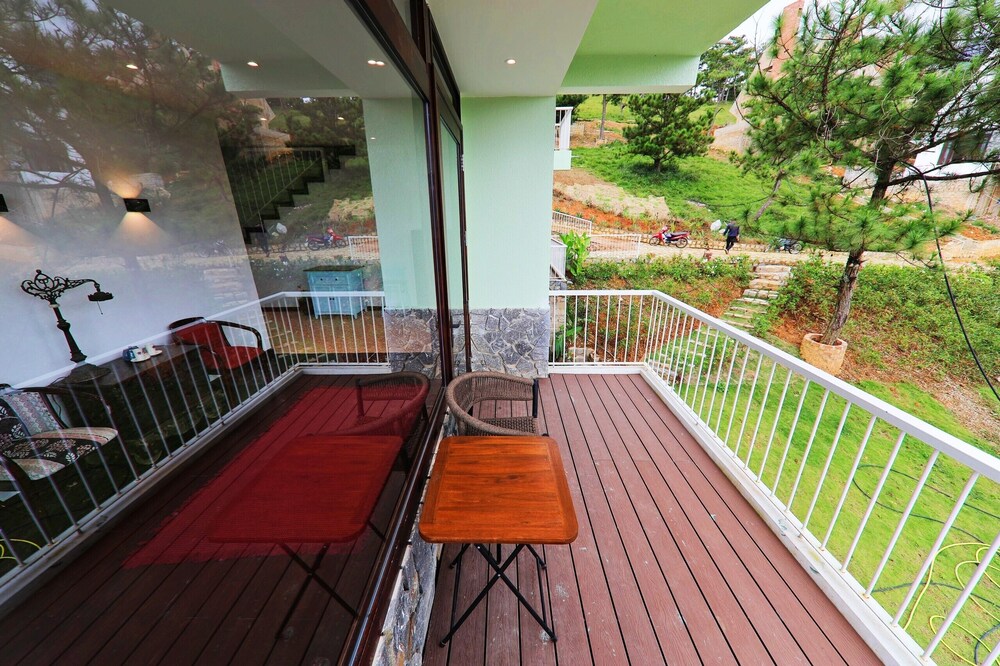 Photo 7