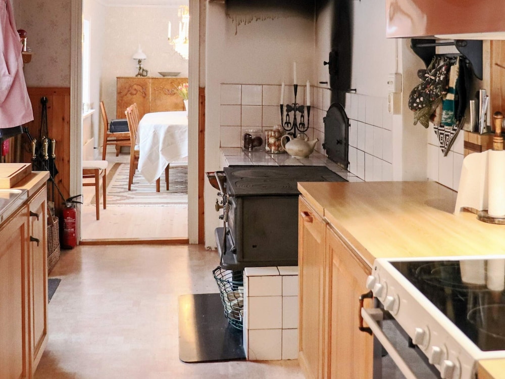 3 Bedroom Holiday Home With Sauna