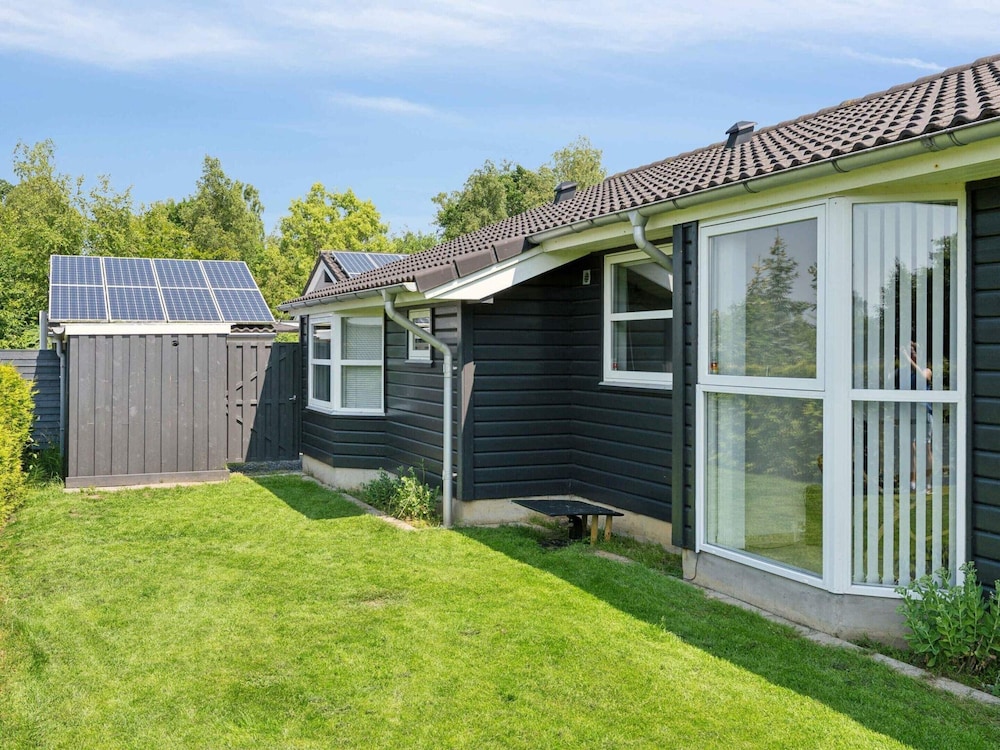 5 Star Holiday Home in Farvang