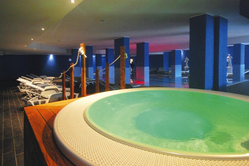 Holiday Resort Ai Pozzi Village Resort, Loano photo 2