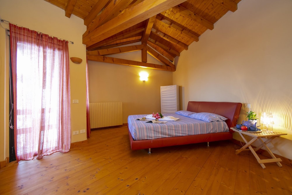 La Casa nel Borgo Lake View view 3