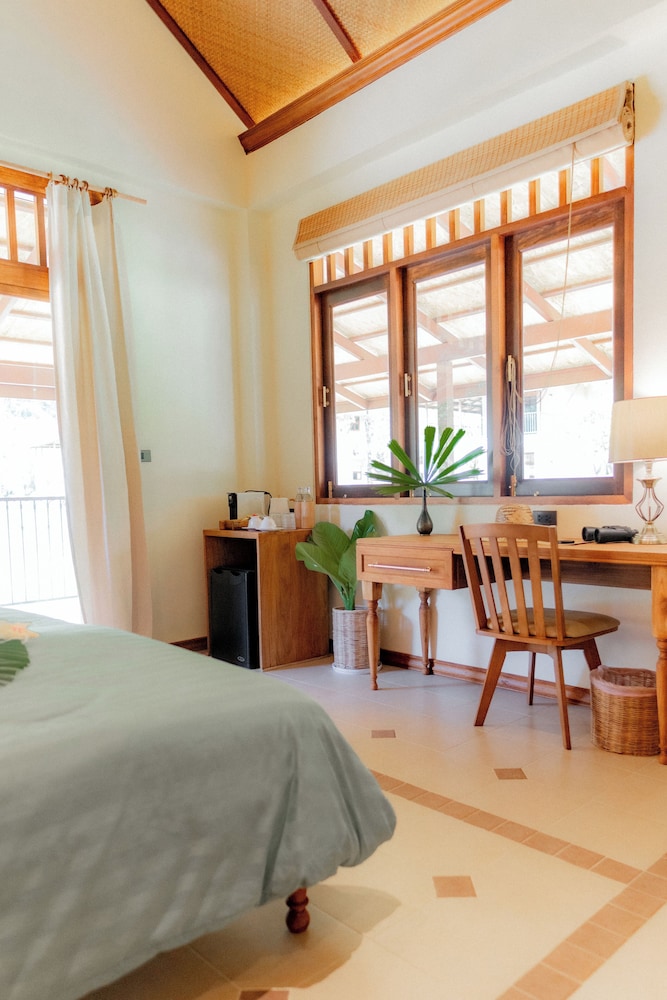 Lost Horizon Resort - Khao Sok
