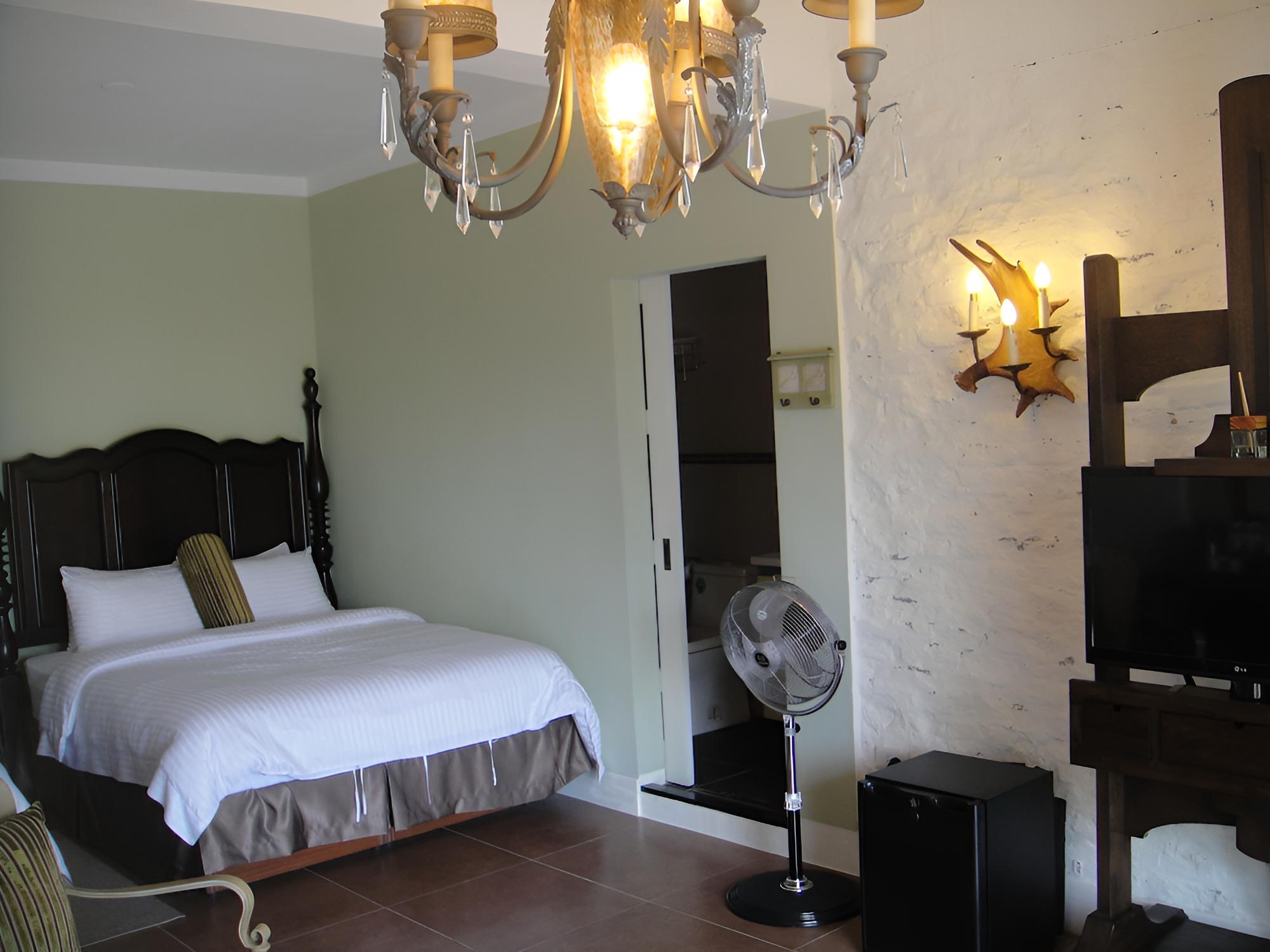 Desire & Satisfaction B&B