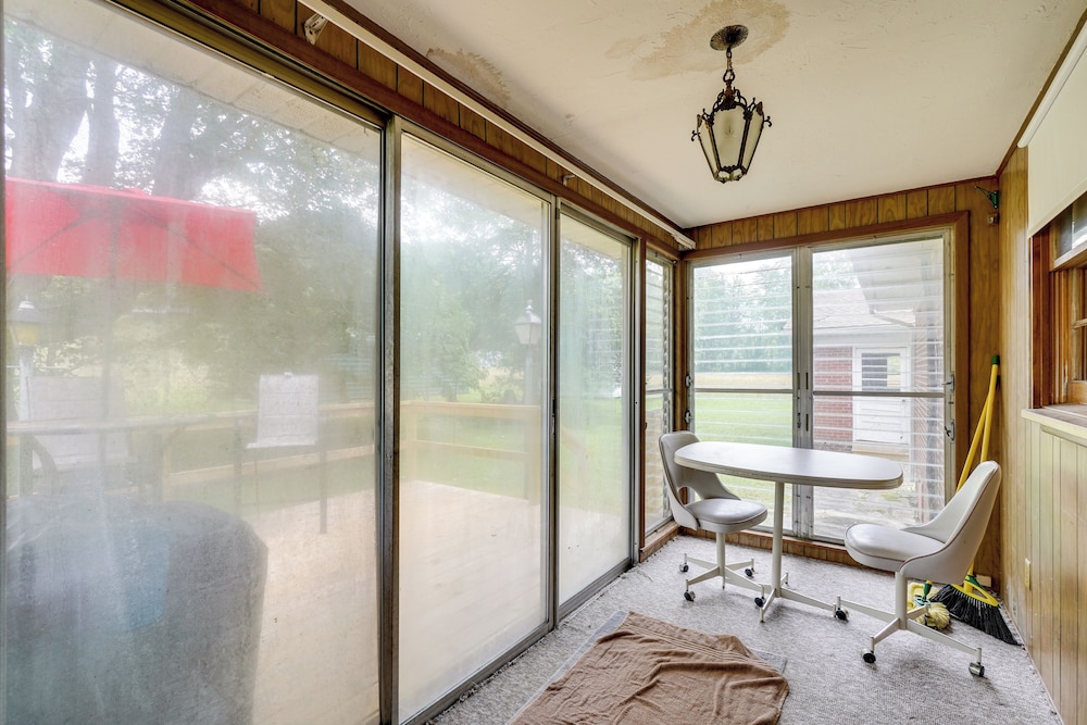 Robbinsville Retreat - Creekside Home w/ Deck!