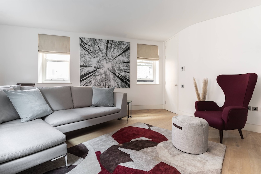 Hanway Street by Onefinestay