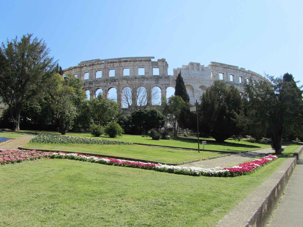 Apartments in Pula/istrien 10949