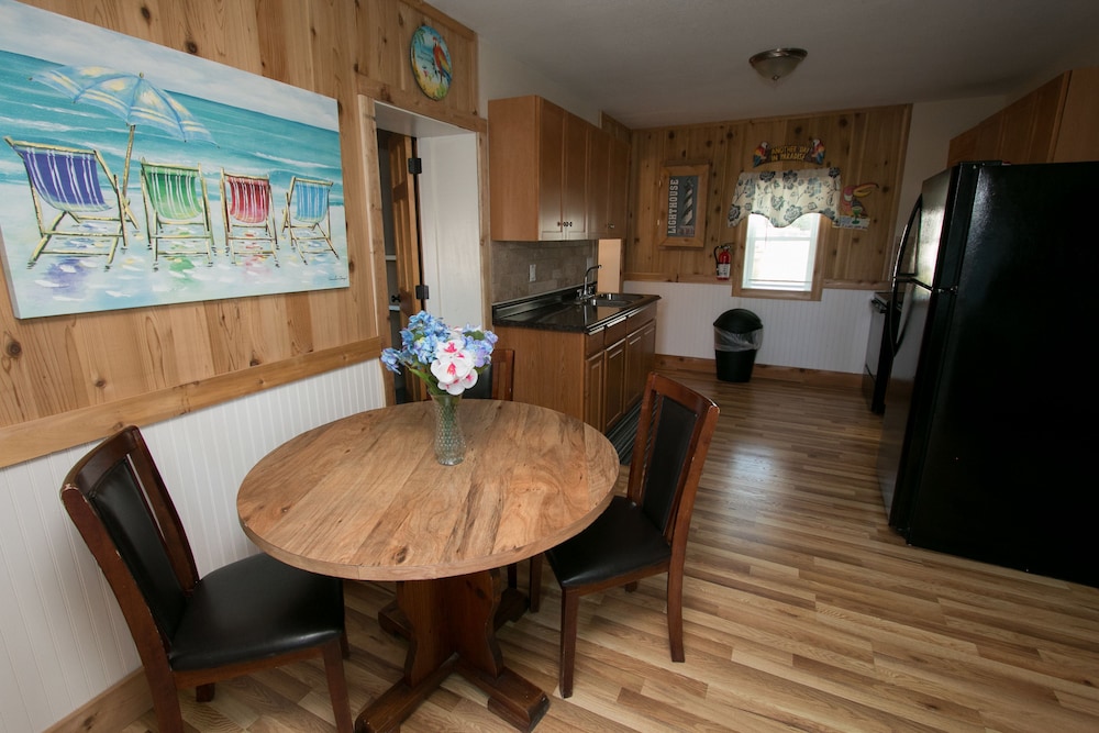 Outer Banks Motel - Village Accommodations
