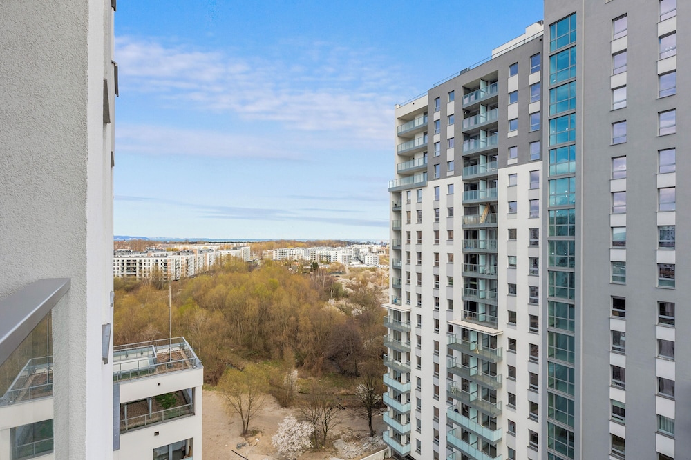 Horizon 122- Sea View by Grand Apartment
