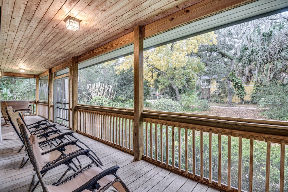 Palm Coast Vacation Rental < 1 Mi to the Beach!