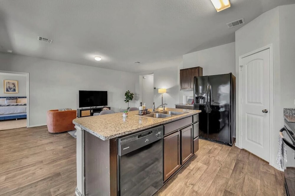 @ Marbella Lane - Polished 3BR Home in Austin TX