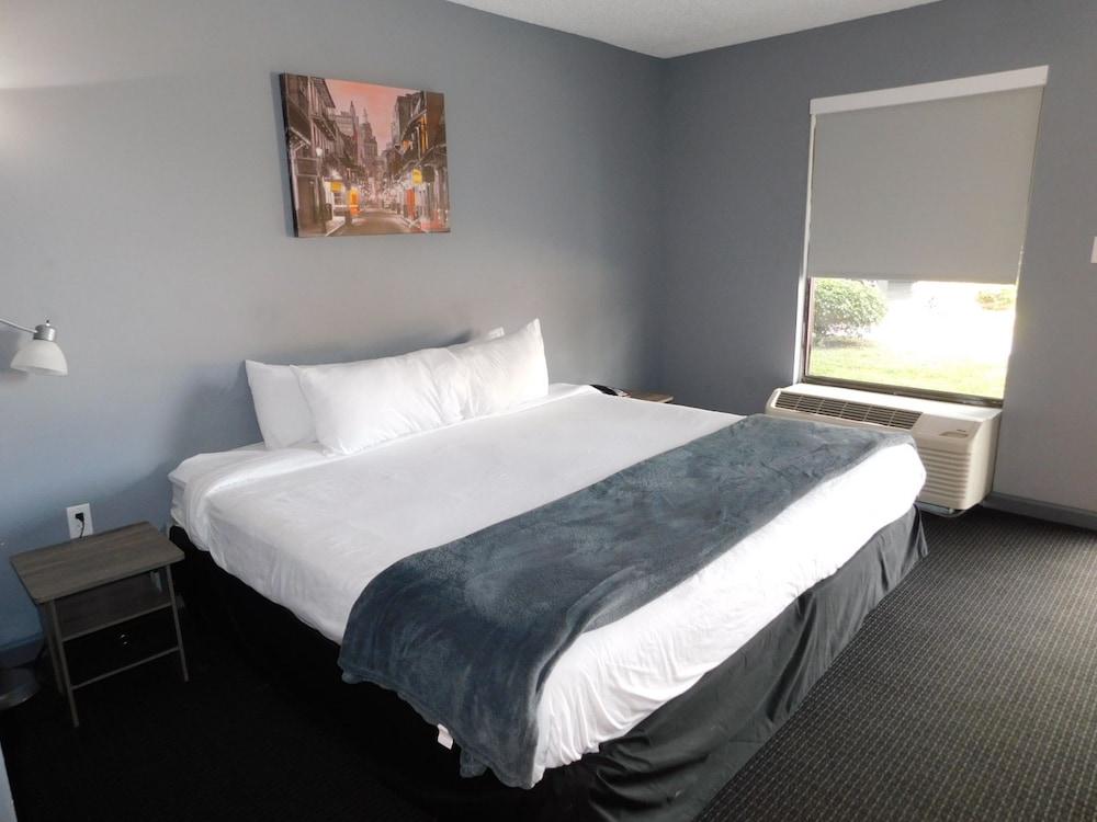 Ramada by Wyndham New Orleans