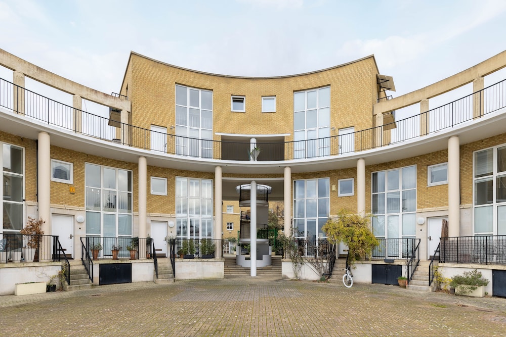 The Rotherhithe Apartments