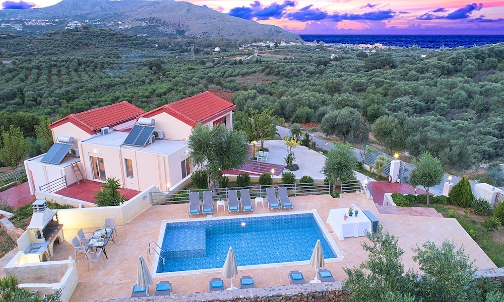 Aqua Blue Villas with Heated Pool