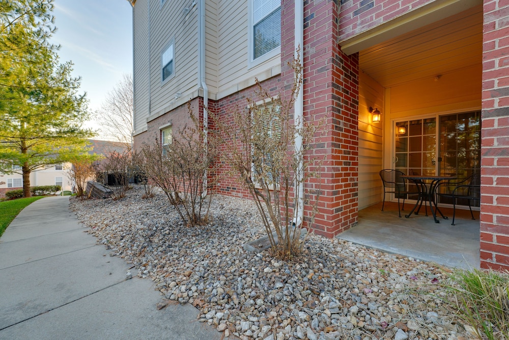 Spacious Branson Condo ~ 3 Mi to Downtown! view 5