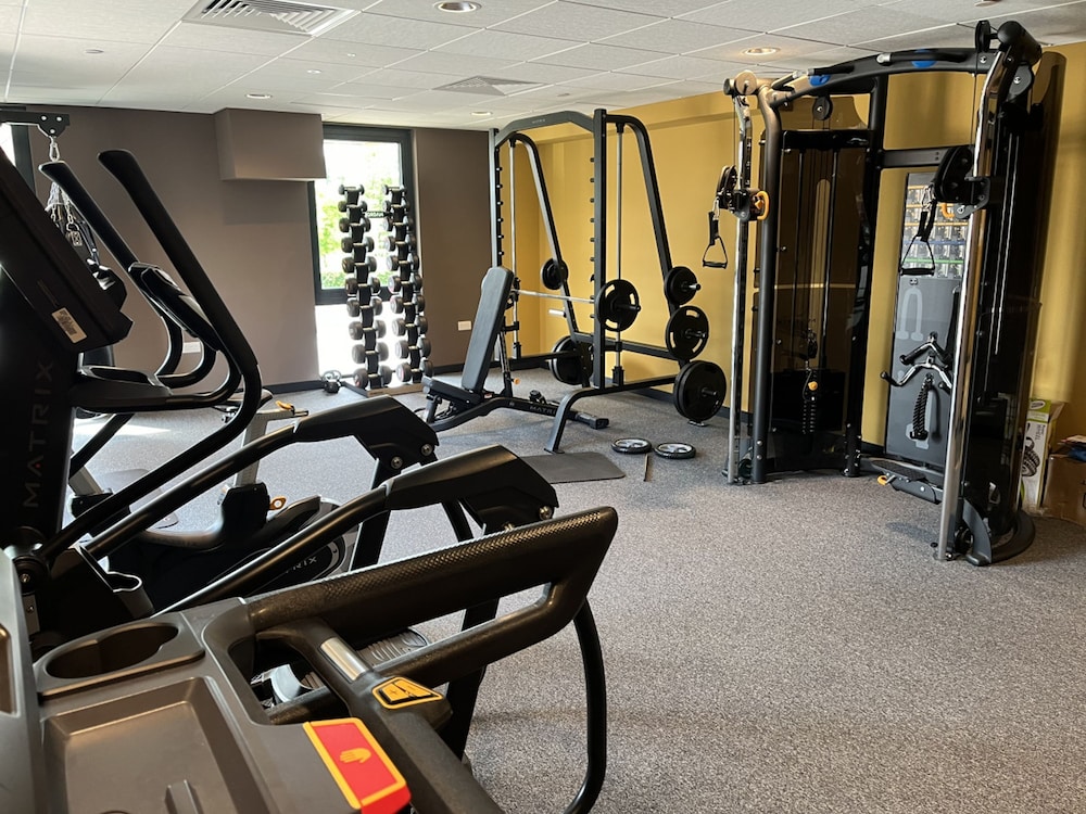 Superb City Centre new Built Flat and gym