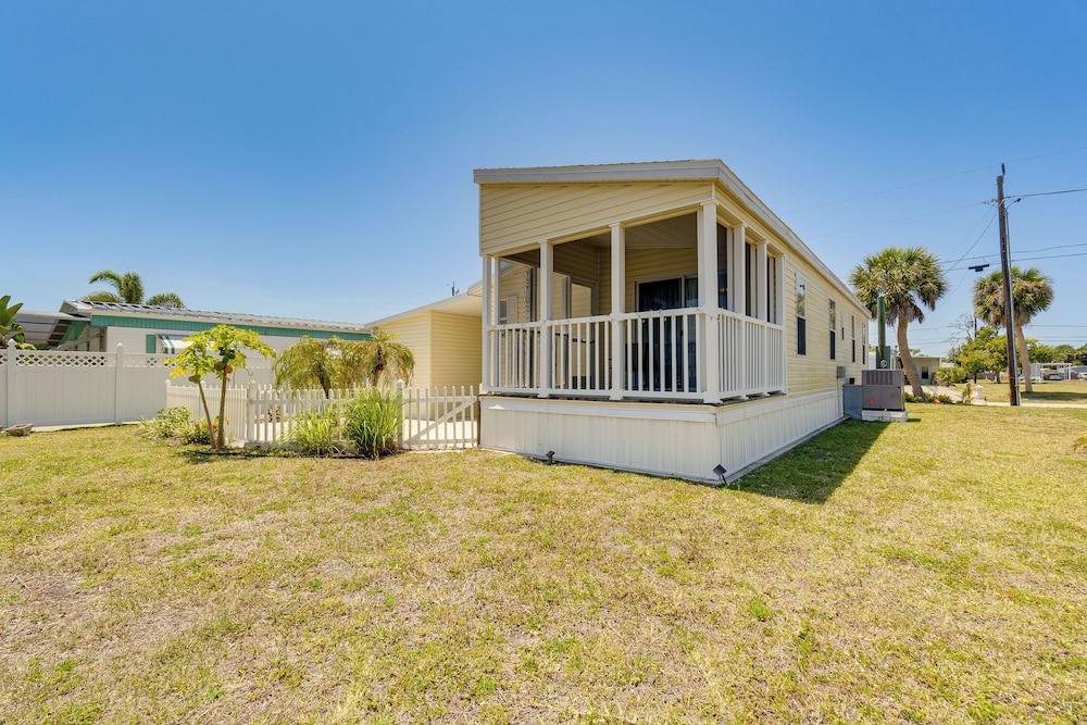 Waterfront Englewood Home: 55 + Community w/ Views view 4