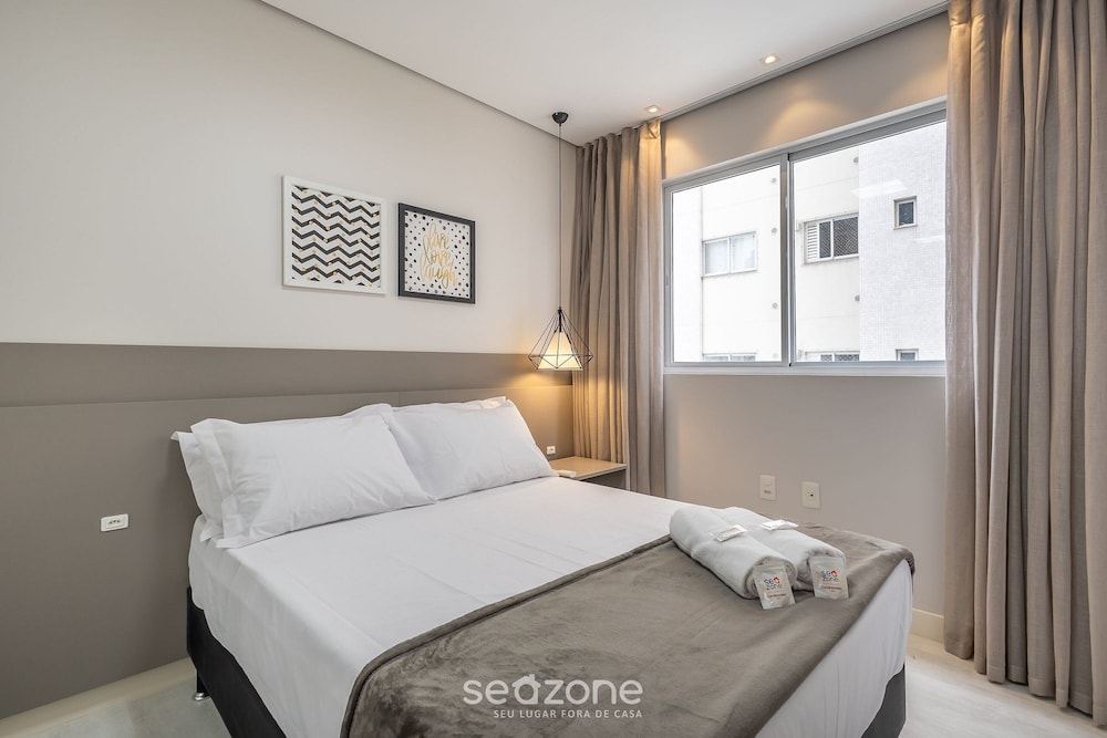 3 Bedroom Apt 300m From the Beach Avb0904