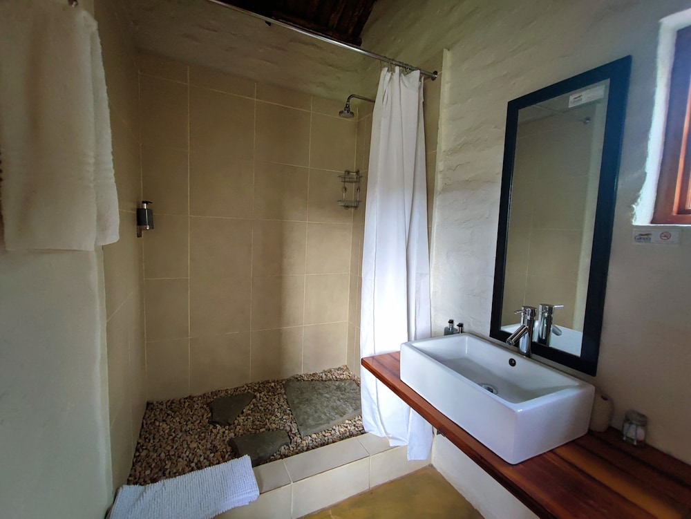Ganora Guestfarm & Excursions