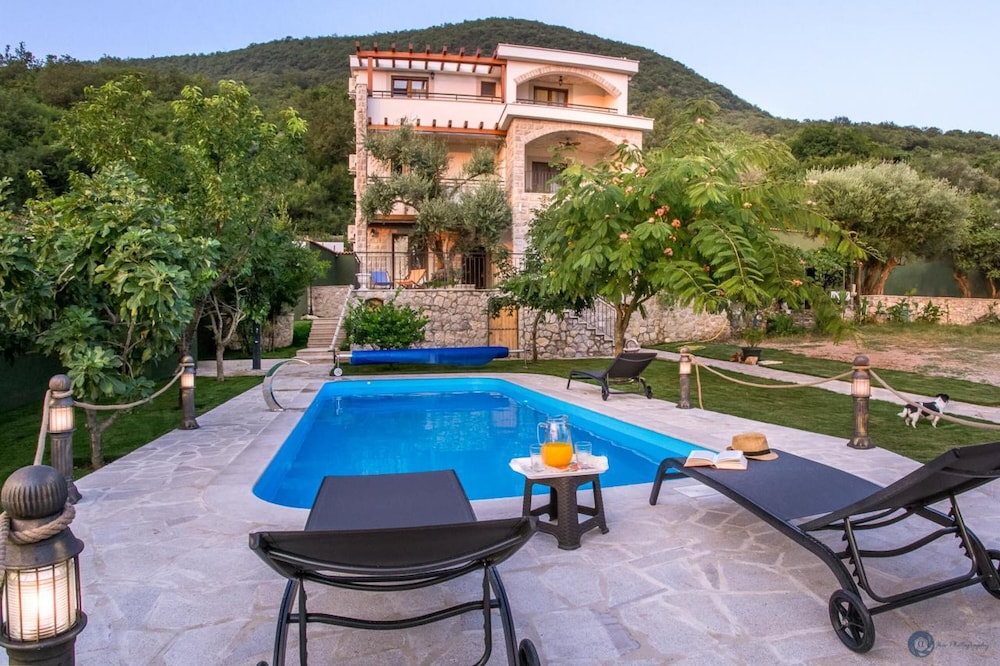 Villa Marco Polo With Swimming Pool view 4