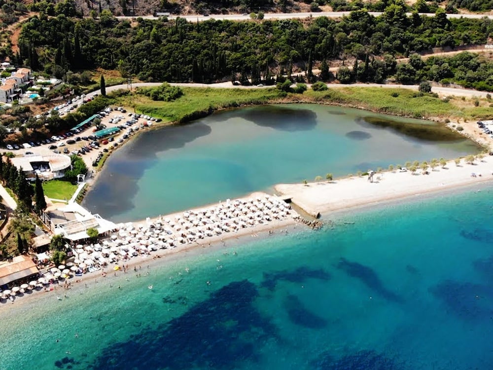 Seafront Villa Ciel With Private Pool in Nafpaktos