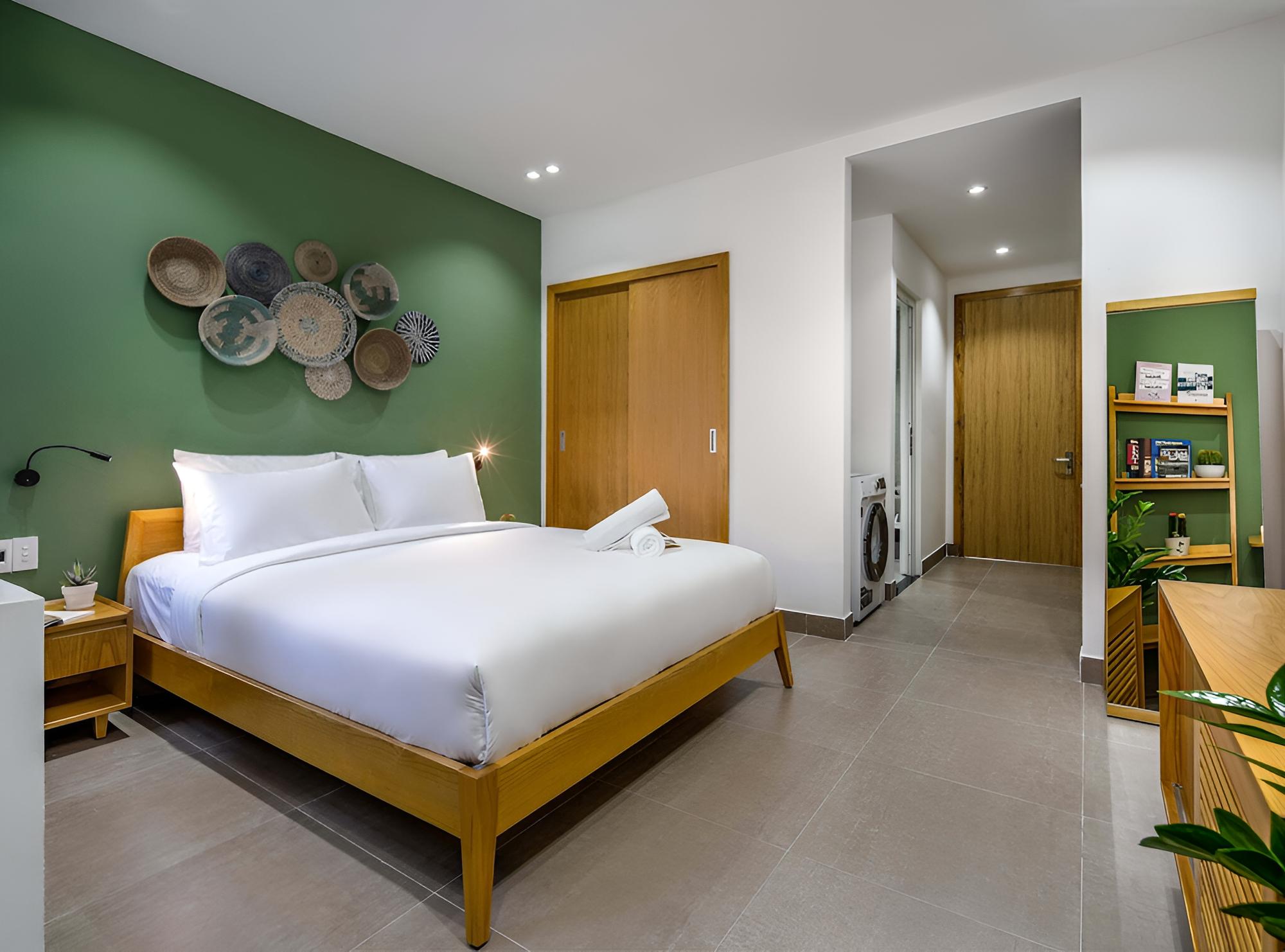 Emerald House view 5
