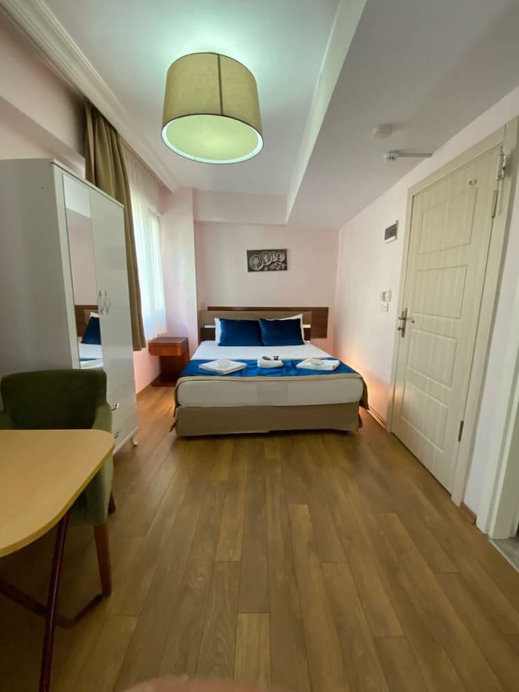 Bude Suit - Image 29