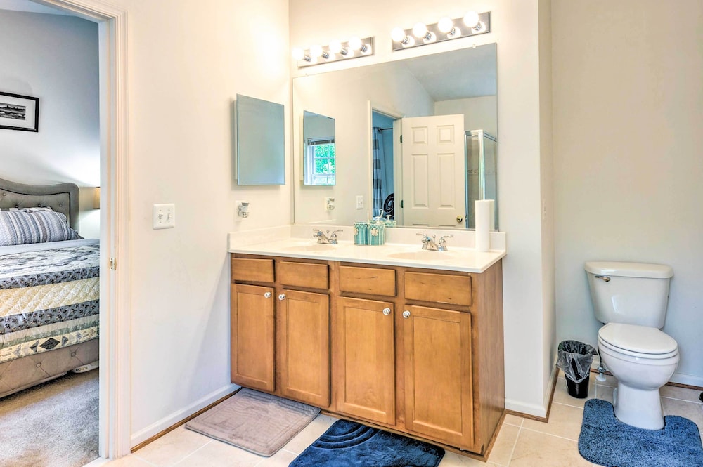 Elkridge Townhome 15 Mi to Dtwn Baltimore! - Property Image 4