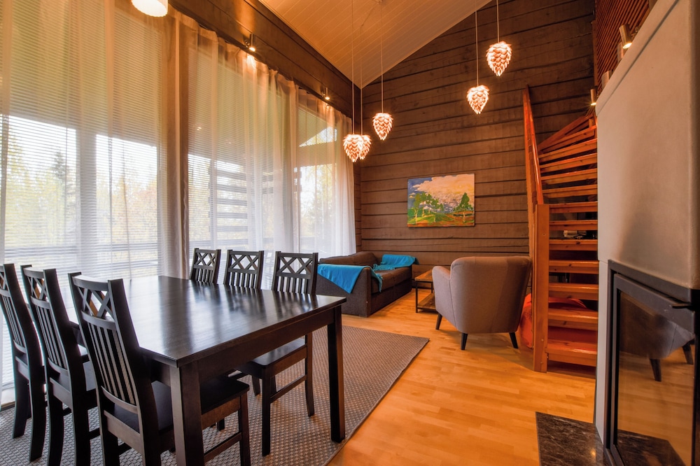 Comfy Cabin in Tahko with Hot Tub. Private Sauna
