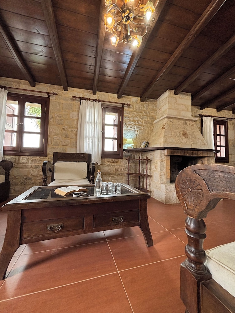 Melina Stone Villa