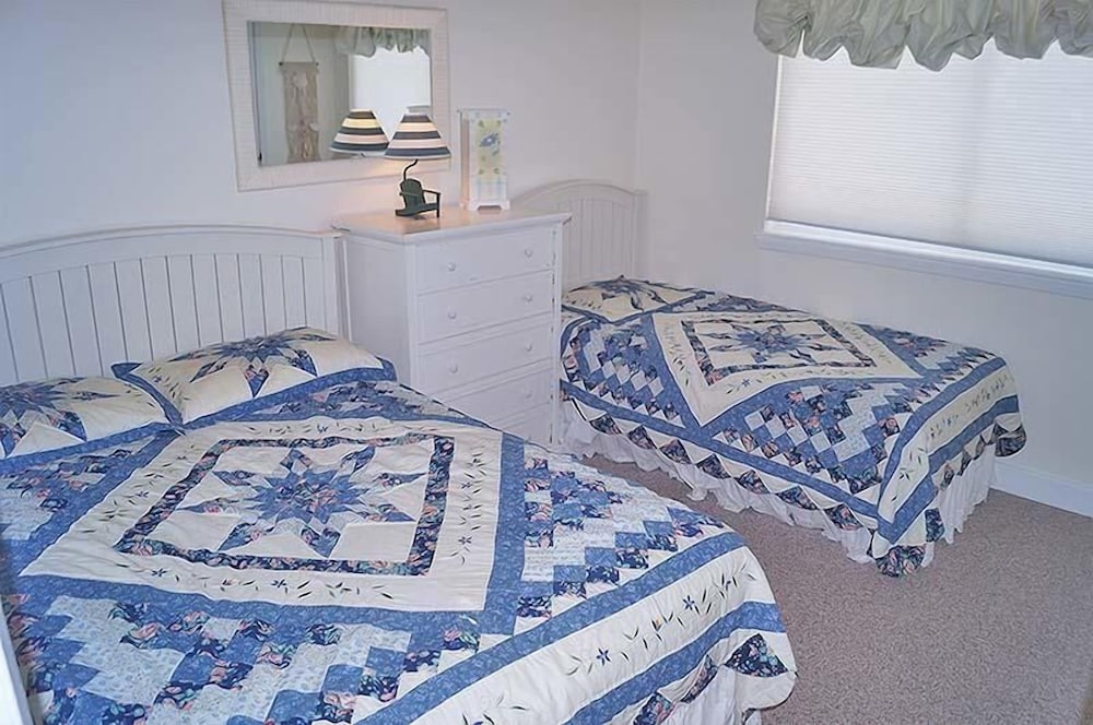 Capri 1908 2 Bedroom Condo by RedAwning