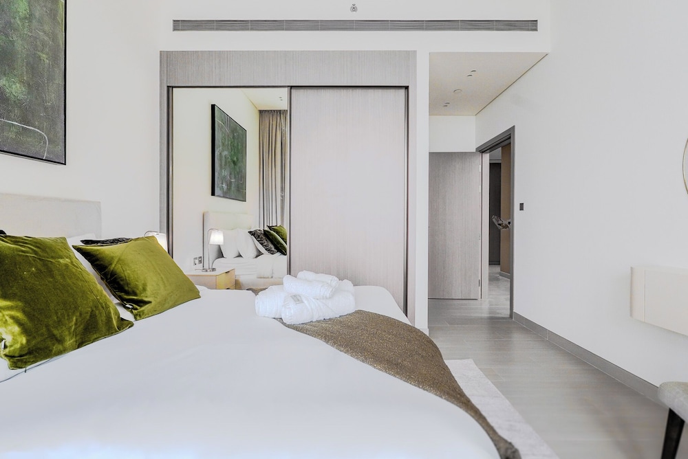 Binghatti Royale Residences - JVC