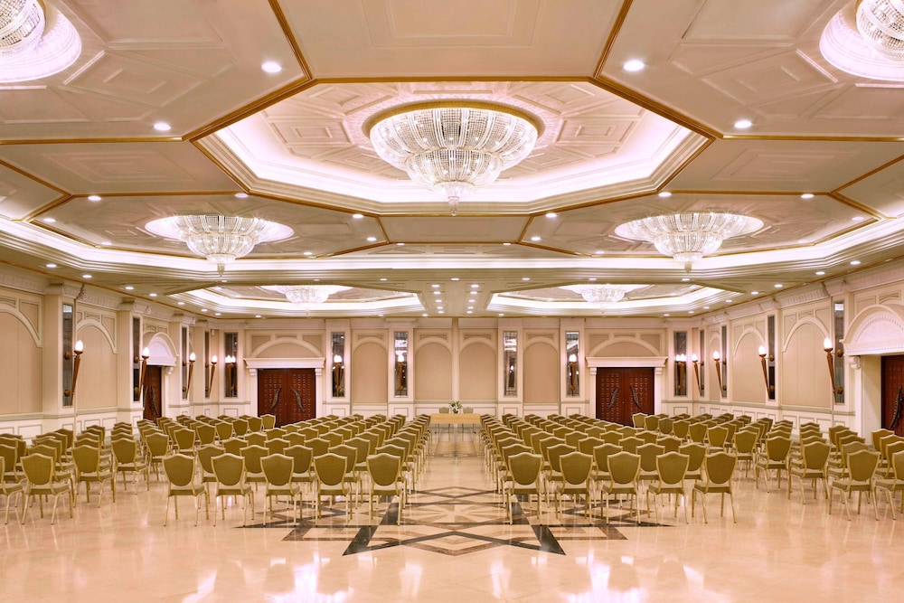 meeting & event spaces