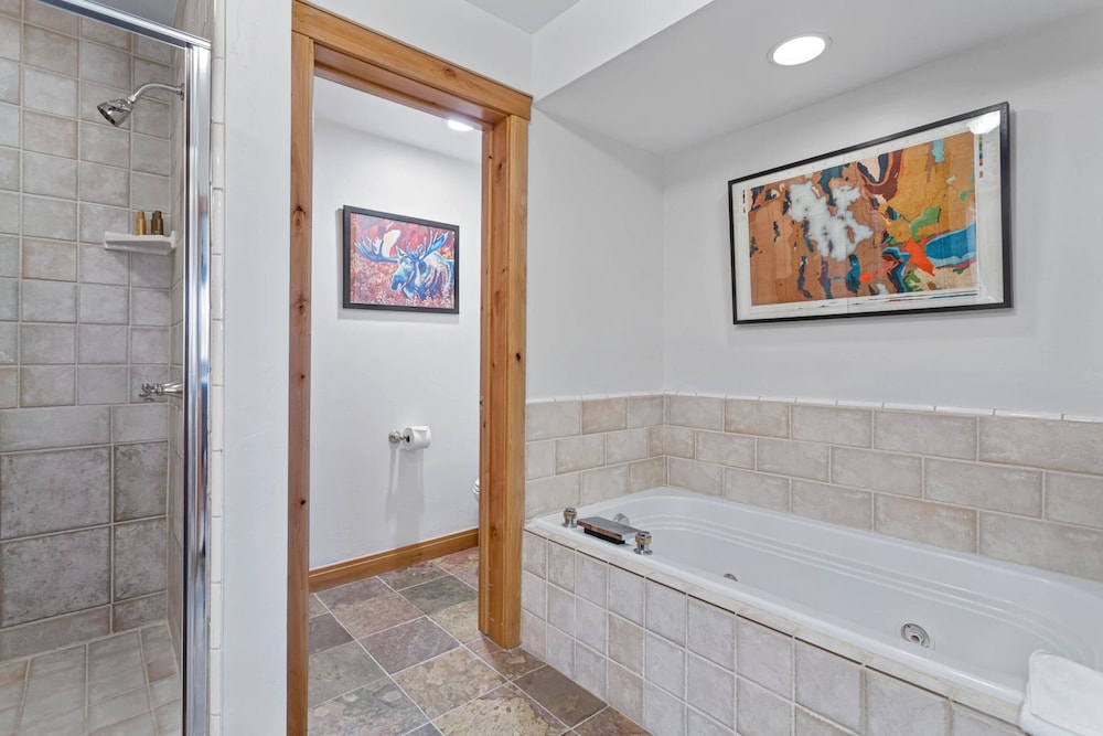 Trail's End Lodge at Deer Valley Resort - One Bedroom Residence with Spa #104 1 Condo