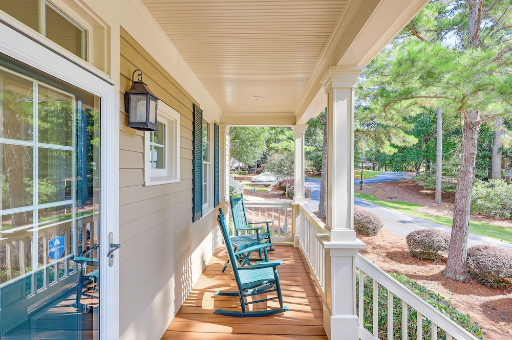 Upscale Home at Lake Oconee - Family Friendly! view 5