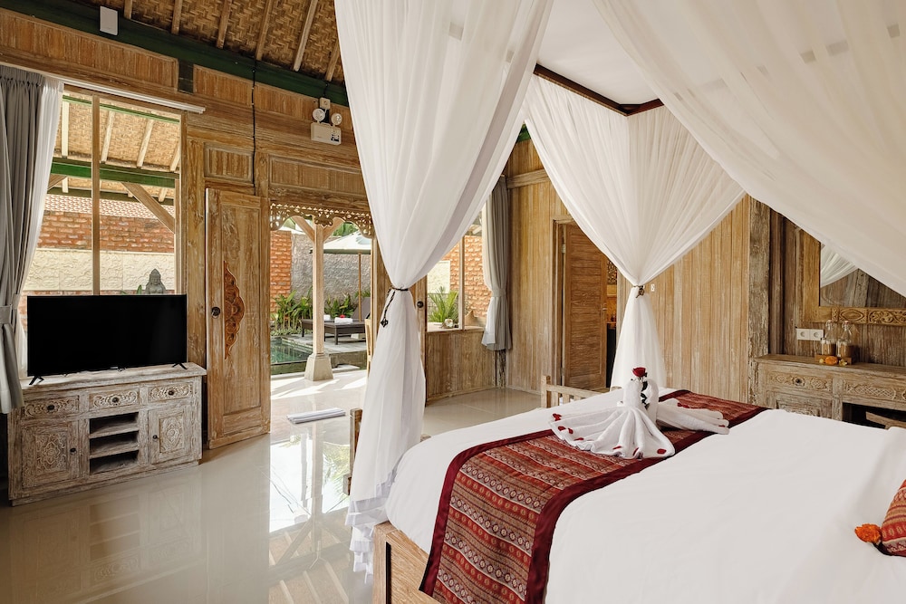 Kumala Ubud Villa